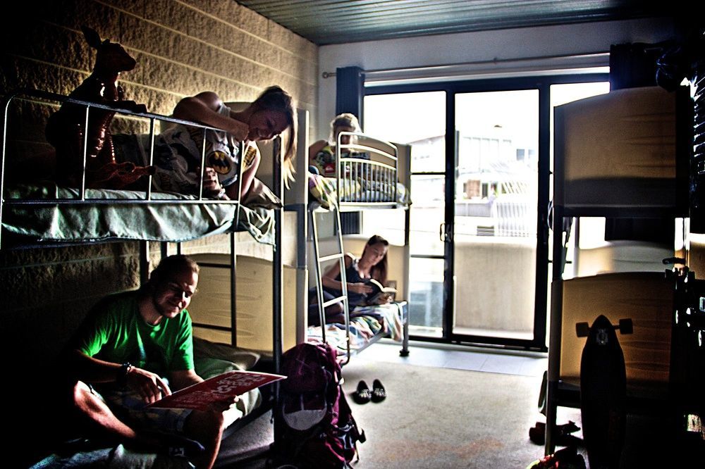 Summer House Melbourne Backpackers Eksteriør billede