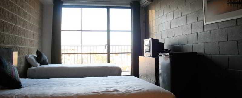 Summer House Melbourne Backpackers Eksteriør billede